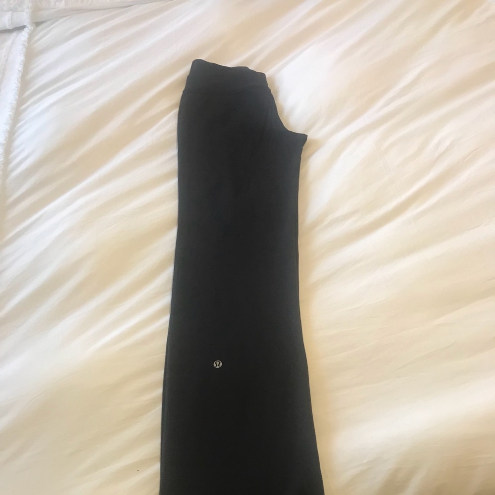 Lululemon flare yoga pants